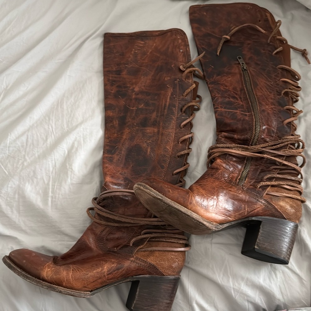 Free Bird Coal Boot in Cognac